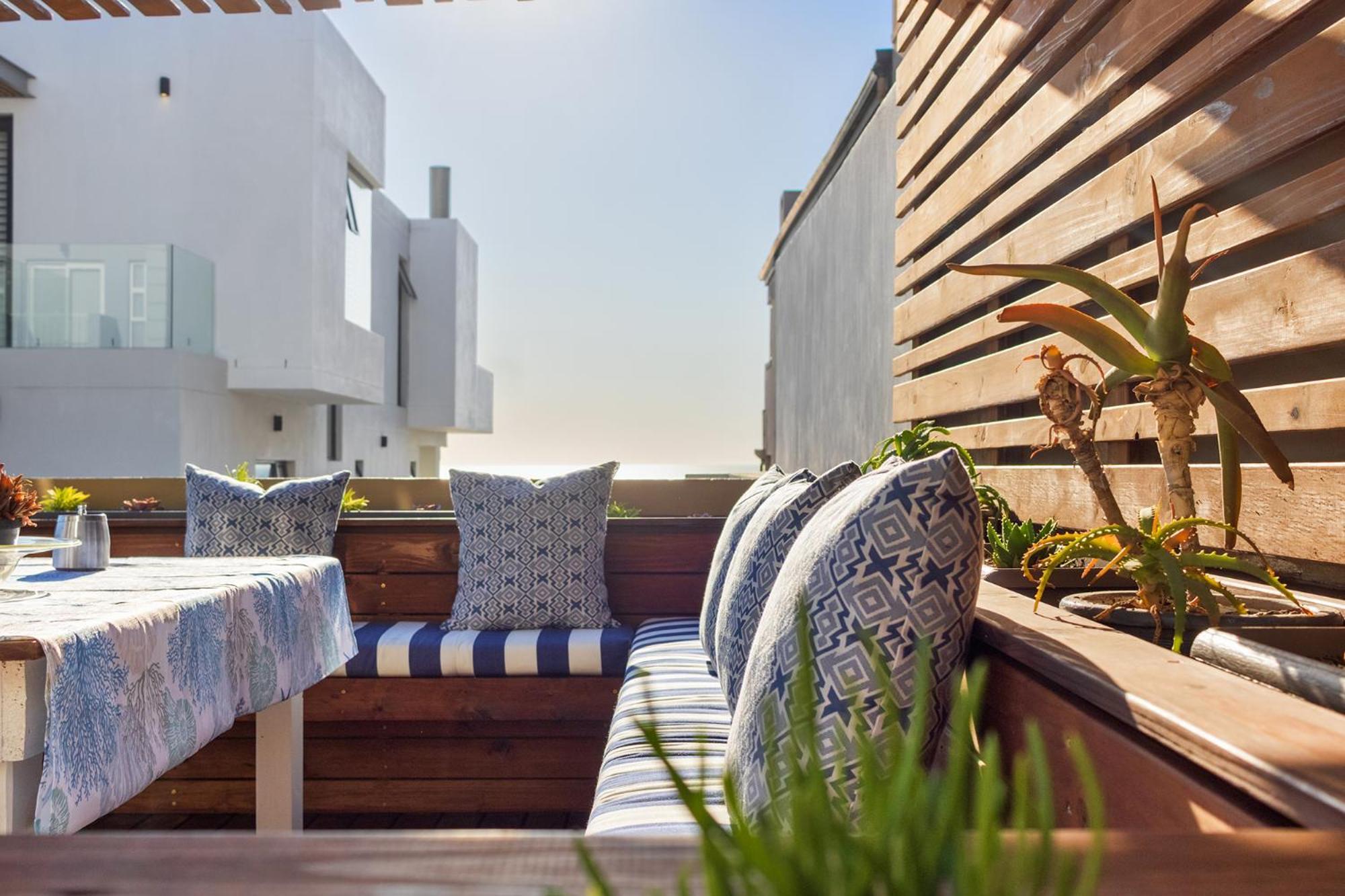 The Sandcastle Guesthouse - Melkbosstrand Esterno foto